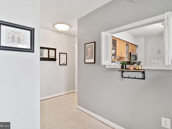 1225 Martha Custis Drive 720, Alexandria VA 22302