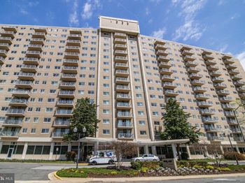 1225 Martha Custis Drive