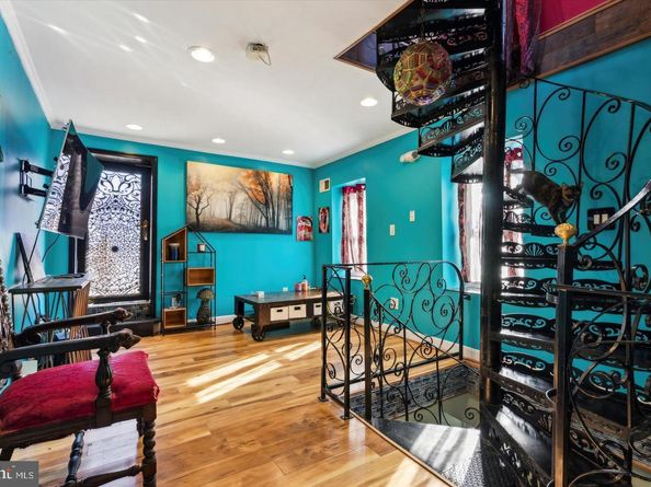 2139 E Letterly Street, Philadelphia PA 19125