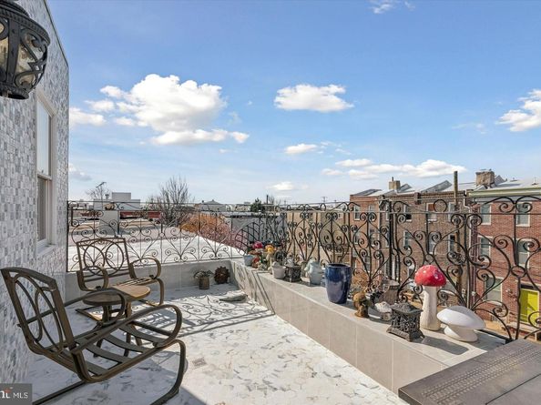 2139 E Letterly Street, Philadelphia PA 19125