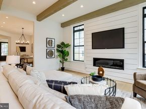 1933 N Van Buren Street, Arlington VA 22205