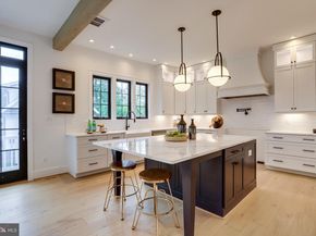 1933 N Van Buren Street, Arlington VA 22205