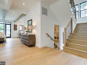 1933 N Van Buren Street, Arlington VA 22205