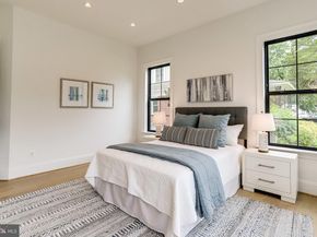 1933 N Van Buren Street, Arlington VA 22205