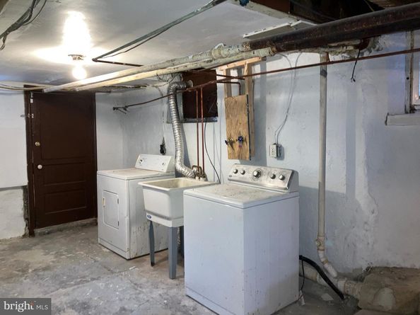 1512 W Ruscomb Street, Philadelphia PA 19141