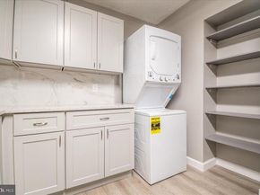 8370 Greensboro Drive 203, Mclean VA 22102