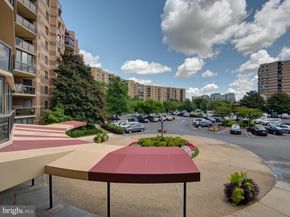 8370 Greensboro Drive 203, Mclean VA 22102