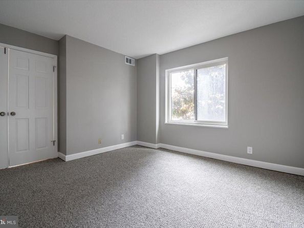 8370 Greensboro Drive 203, Mclean VA 22102