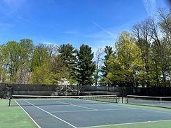 8370 Greensboro Drive 203, Mclean VA 22102