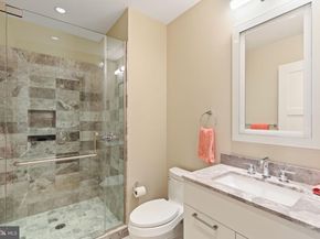50 S 16TH St 5306, Philadelphia PA 19102