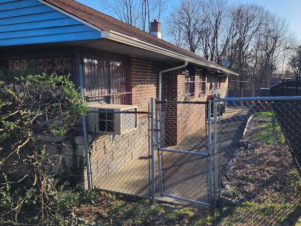 4951 Monument Road, Philadelphia PA 19131