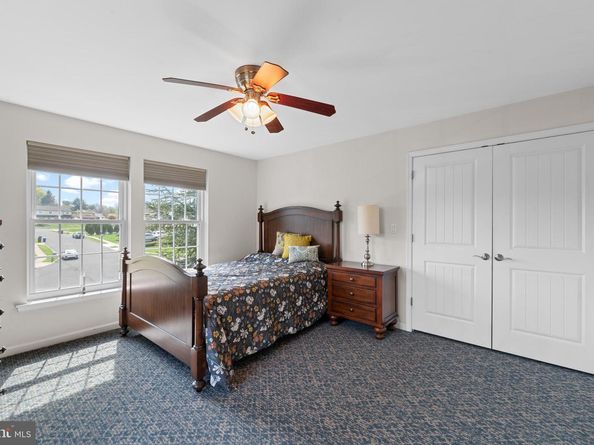 1735 Autumn Leaf Lane, Huntingdon Valley PA 19006