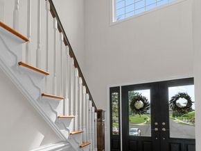 1735 Autumn Leaf Lane, Huntingdon Valley PA 19006