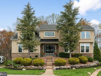1735 Autumn Leaf Lane