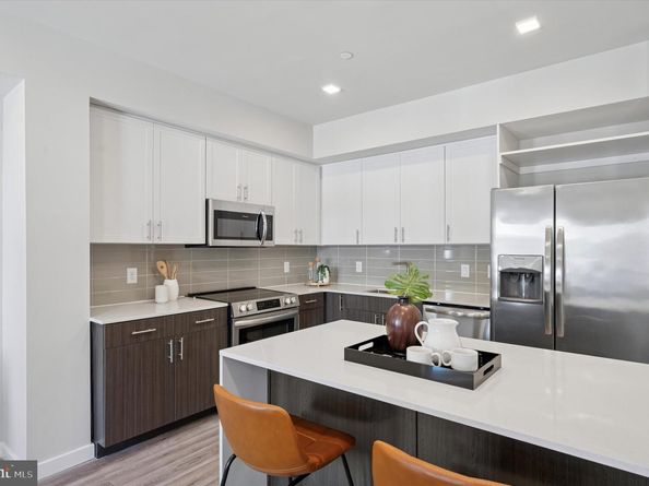 625 Shawmont Avenue, Philadelphia PA 19128