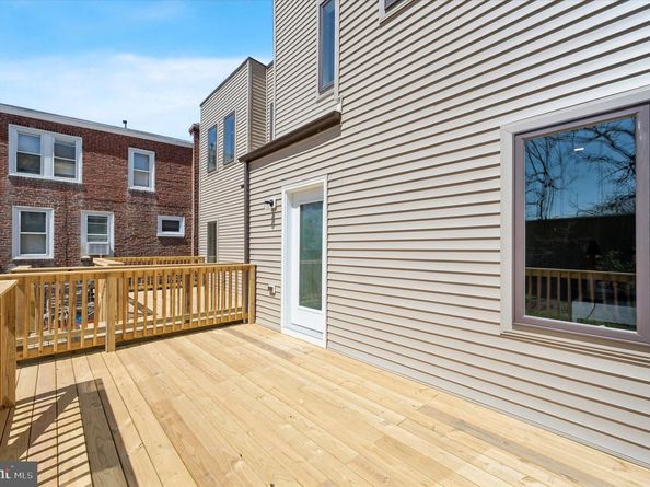 625 Shawmont Avenue, Philadelphia PA 19128