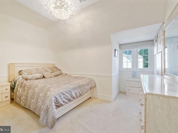 7800 Orchid Street NW, Washington DC 20012