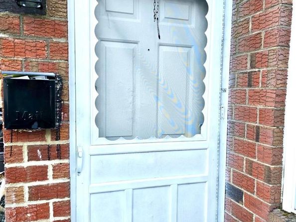9400 Fairgreen Lane, Philadelphia PA 19114