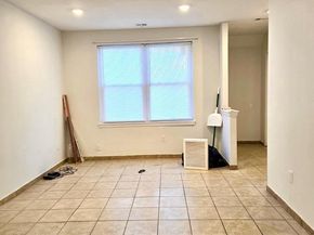 9400 Fairgreen Lane, Philadelphia PA 19114
