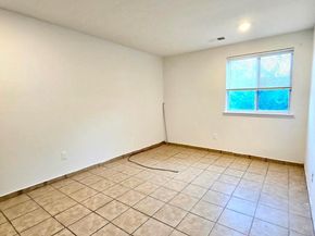 9400 Fairgreen Lane, Philadelphia PA 19114