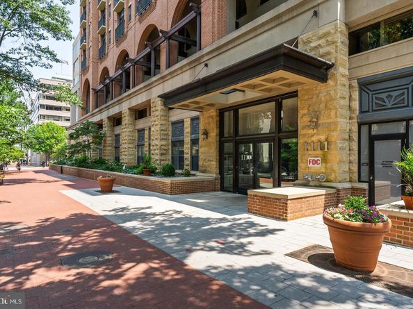 1111 25TH Street NW 502, Washington DC 20037