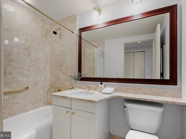 1155 23rd Street NW 5D, Washington DC 20037