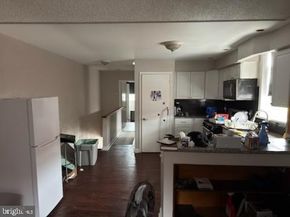 829 W Porter Street, Philadelphia PA 19148