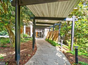 2030 N Adams Street 303, Arlington VA 22201