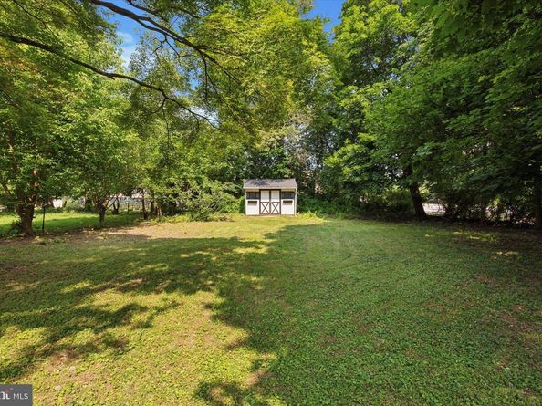 1410 Butler Pike, Conshohocken PA 19428