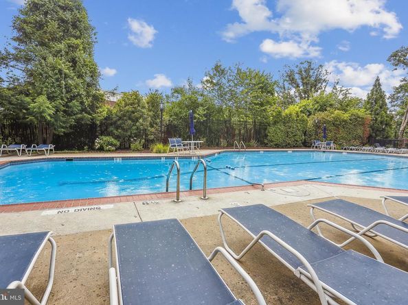 4855 27TH Road S, Arlington VA 22206