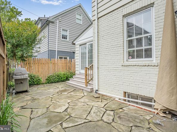 5431 32nd Street NW, Washington DC 20015