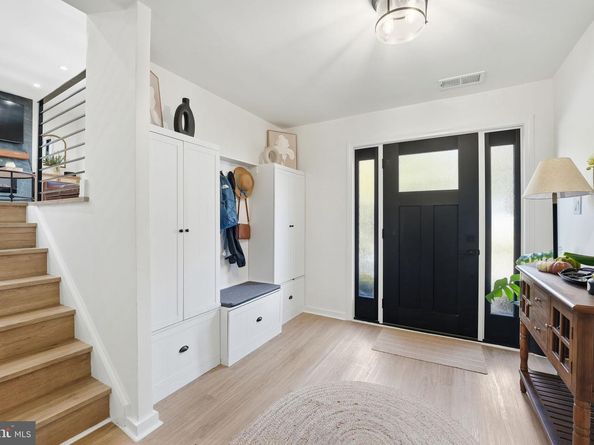 3662 Vacation Lane, Arlington VA 22207