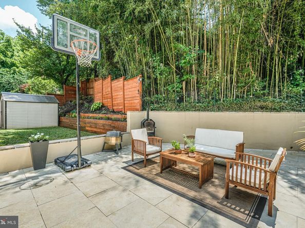 3662 Vacation Lane, Arlington VA 22207