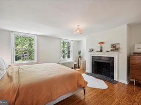 2123 Cypress Street, Philadelphia PA 19103