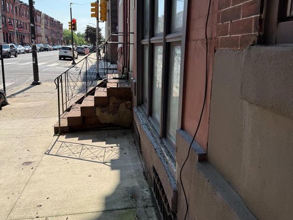 1704 W Diamond Street, Philadelphia PA 19121