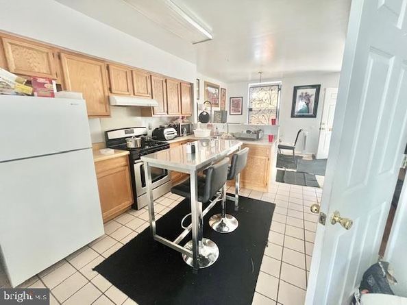 2857 N Garnet Street, Philadelphia PA 19132