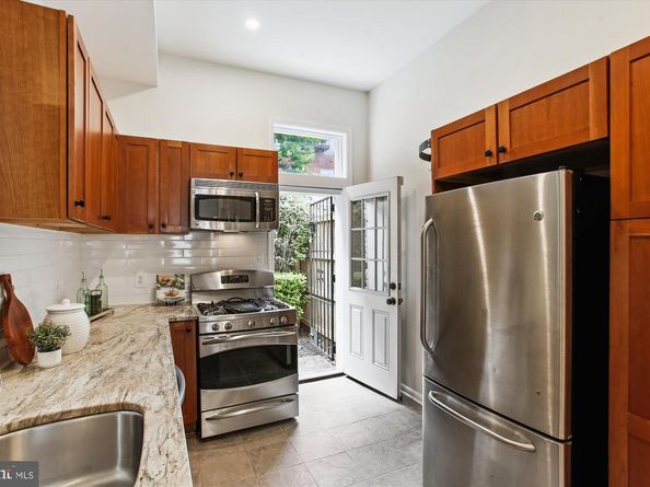 642 14TH Place NE, Washington DC 20002