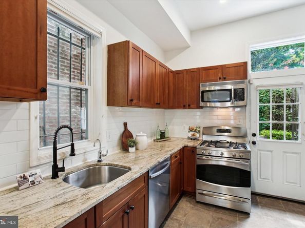 642 14TH Place NE, Washington DC 20002