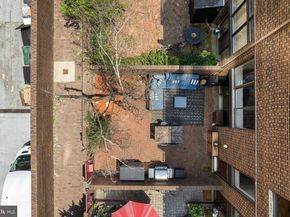 528 Manning Walk, Philadelphia PA 19106