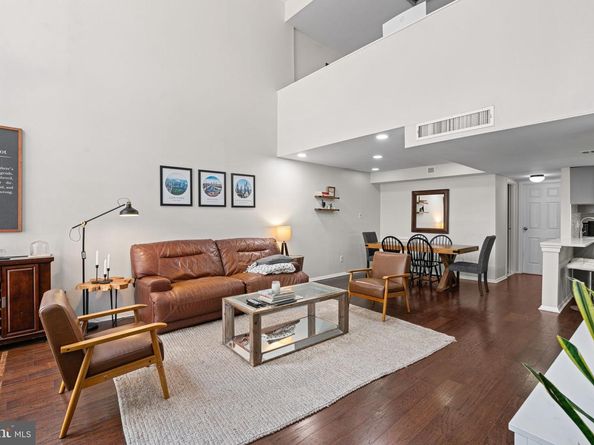 528 Manning Walk, Philadelphia PA 19106