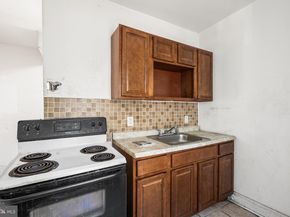 802 E Chelten Avenue, Philadelphia PA 19138