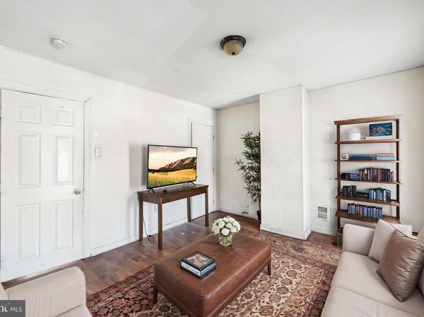 802 E Chelten Avenue, Philadelphia PA 19138