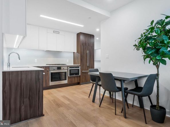 37 L Street SE 101, Washington DC 20003