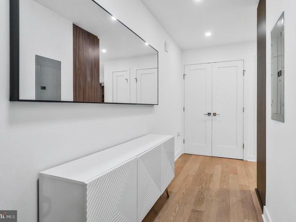 37 L Street SE 101, Washington DC 20003
