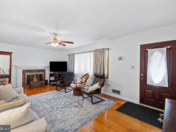 5915 5TH Road N, Arlington VA 22203