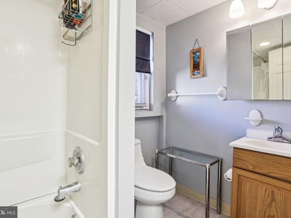 5915 5TH Road N, Arlington VA 22203