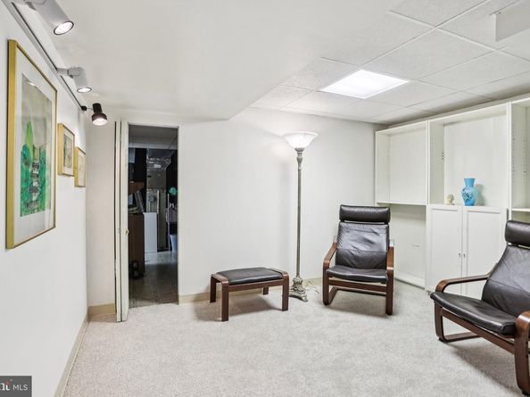 5915 5TH Road N, Arlington VA 22203