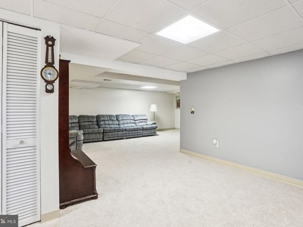 5915 5TH Road N, Arlington VA 22203