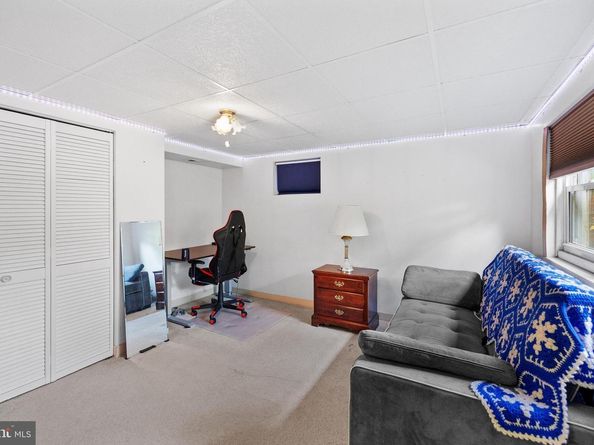 5915 5TH Road N, Arlington VA 22203