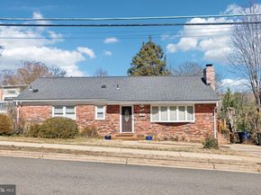 5915 5TH Road N, Arlington VA 22203